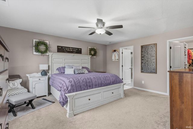 12032 Mallards Lake Parkway, Fort Wayne, IN 46845