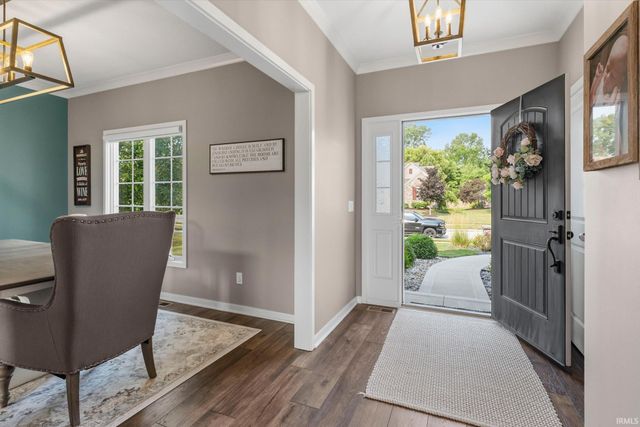 12032 Mallards Lake Parkway, Fort Wayne, IN 46845