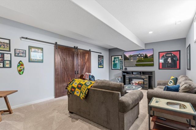 12032 Mallards Lake Parkway, Fort Wayne, IN 46845
