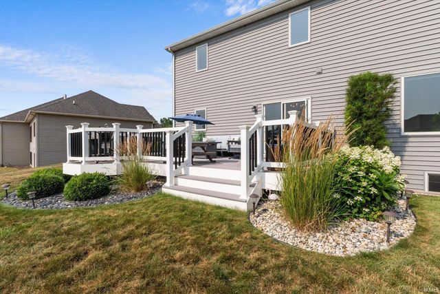 12032 Mallards Lake Parkway, Fort Wayne, IN 46845