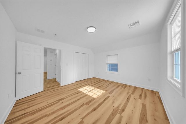 11 Willet St B, Quincy, MA 02170