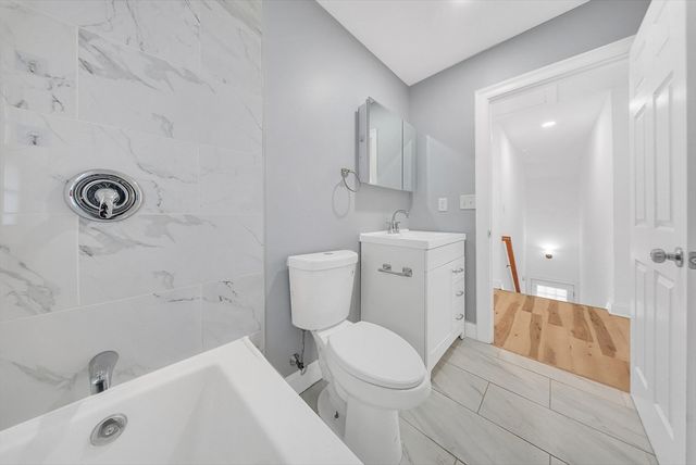 11 Willet St B, Quincy, MA 02170