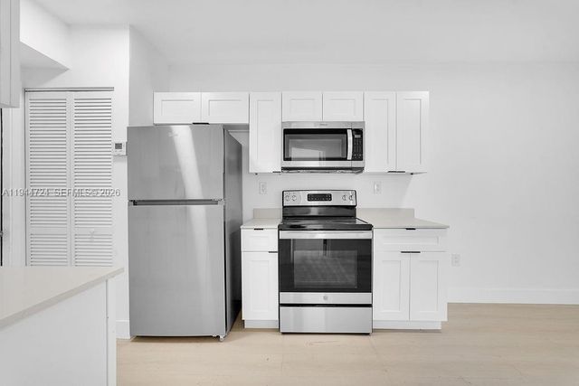 1814 NW 2nd Ct, Miami, FL 33136