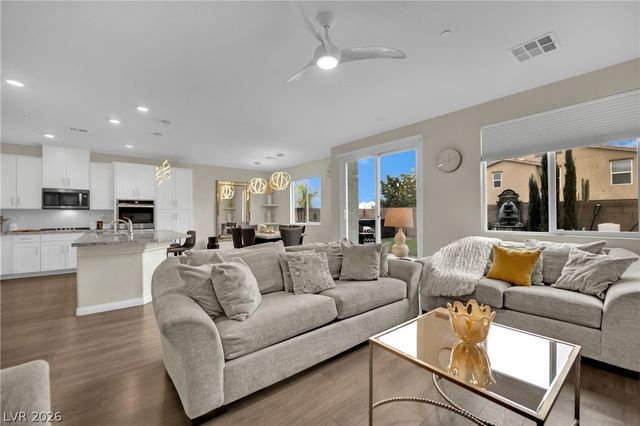 432 Borgato Court, Las Vegas, NV 89145