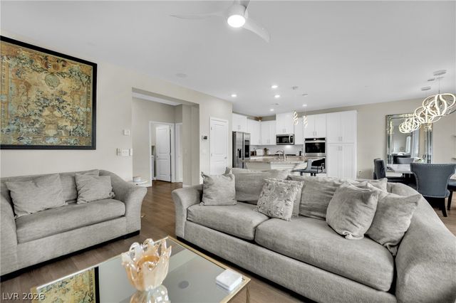 432 Borgato Court, Las Vegas, NV 89145