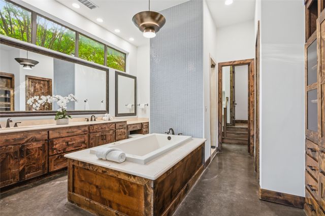 7106 La Vista Drive, Dallas, TX 75214