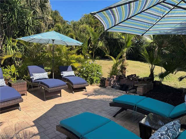 1520 Serenity CIR, Naples, FL 34110