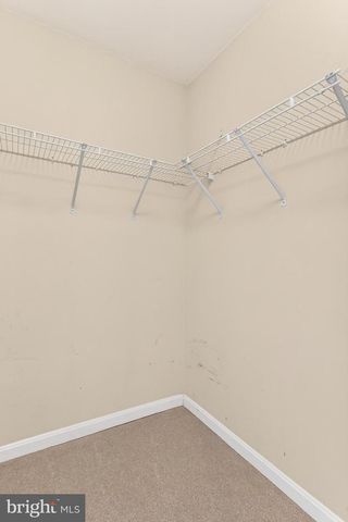 8903 YELLOW HAMMER DR, Gainesville, VA 20155