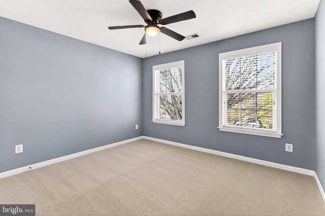 8903 YELLOW HAMMER DR, Gainesville, VA 20155
