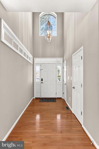 8903 YELLOW HAMMER DR, Gainesville, VA 20155