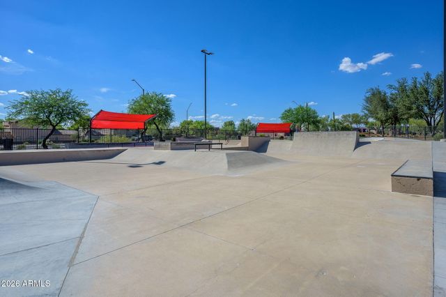 3751 W WHITMAN Drive, Anthem, AZ 85086