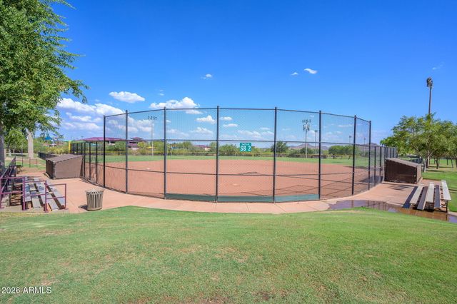 3751 W WHITMAN Drive, Anthem, AZ 85086