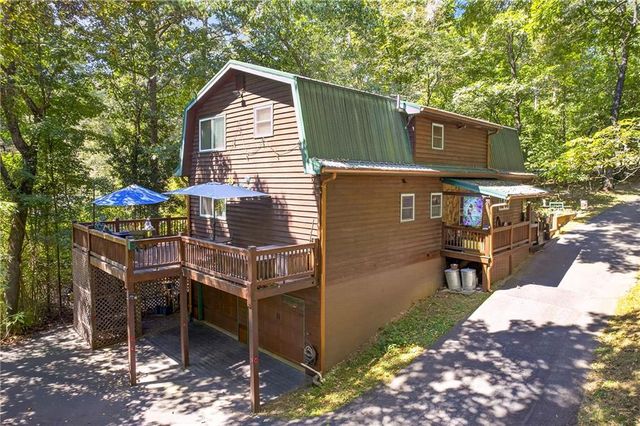158 Beaver Lake Drive, Ellijay, GA 30540
