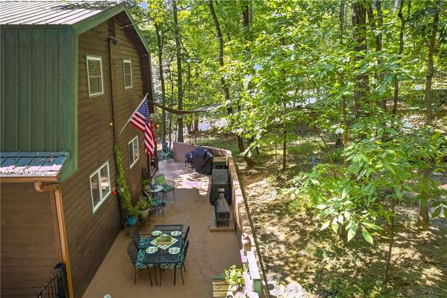 158 Beaver Lake Drive, Ellijay, GA 30540