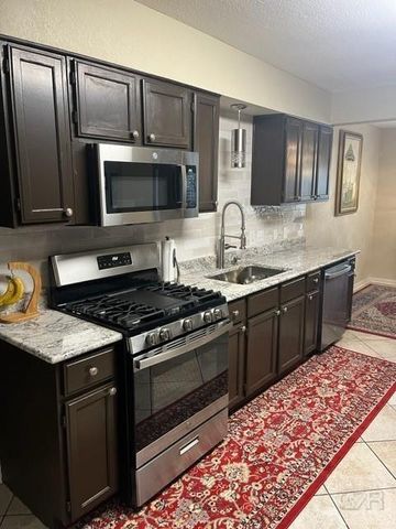 7217 Poplar Drive, Galveston, TX 77551