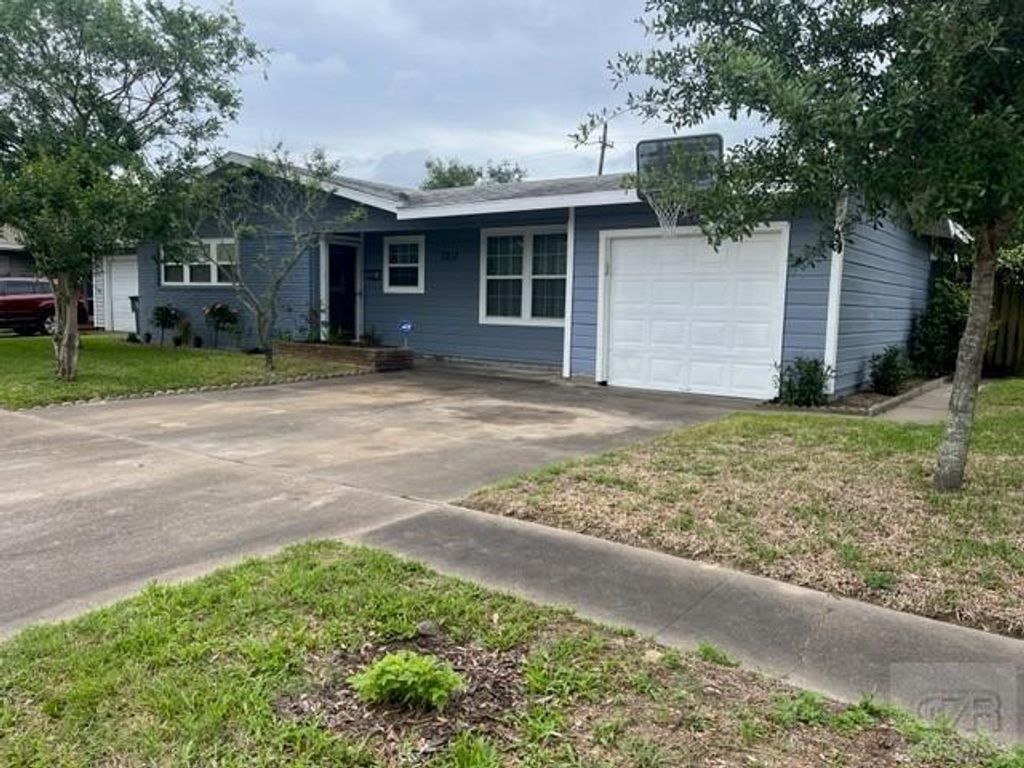 7217 Poplar Drive, Galveston, TX 77551