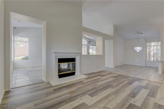 8437 Willowleaf Court, Las Vegas, NV 89128