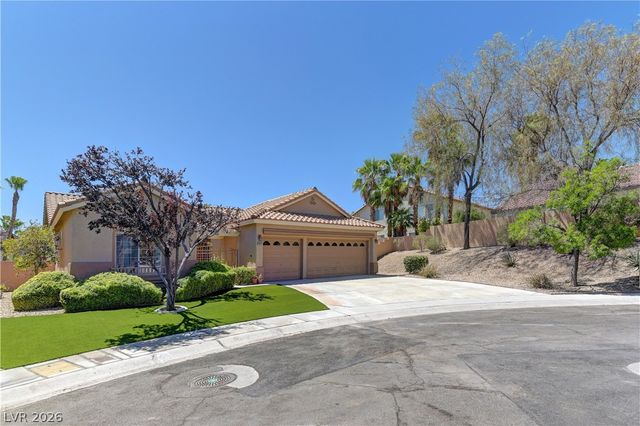 8437 Willowleaf Court, Las Vegas, NV 89128