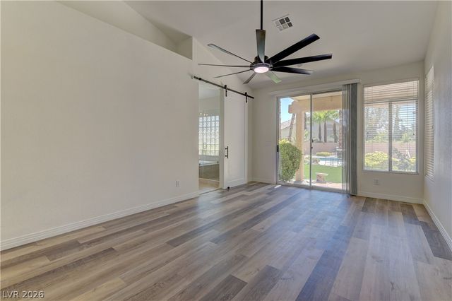 8437 Willowleaf Court, Las Vegas, NV 89128