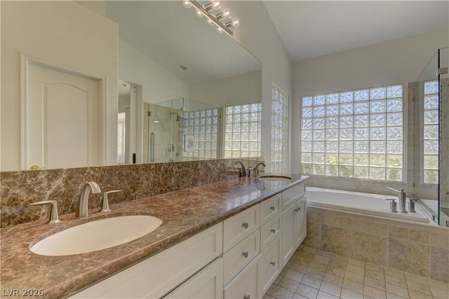 8437 Willowleaf Court, Las Vegas, NV 89128