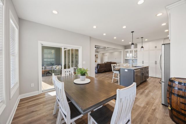 700 Shelburne Way, Nicholasville, KY 40356