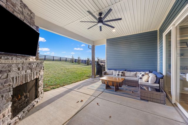 700 Shelburne Way, Nicholasville, KY 40356