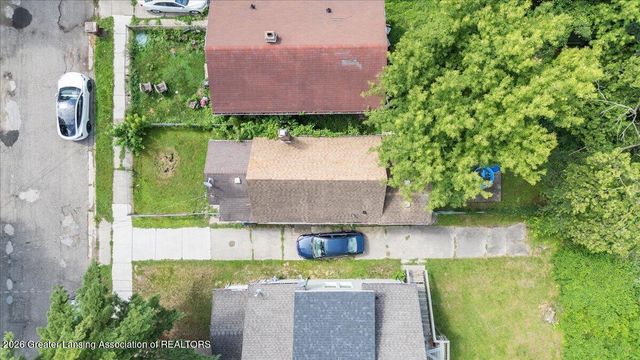 1216 Bensch Street, Lansing, MI 48912