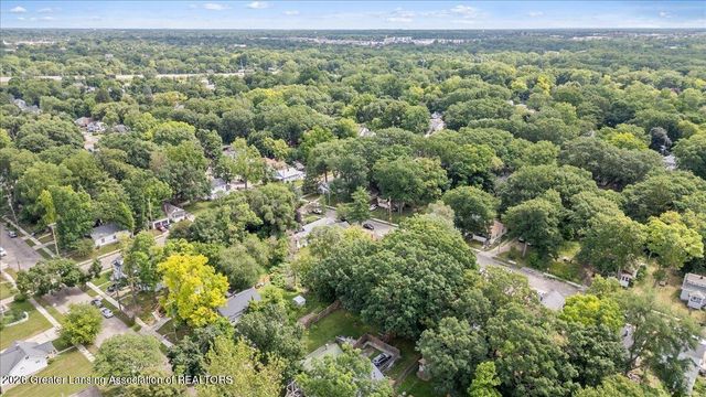 1216 Bensch Street, Lansing, MI 48912
