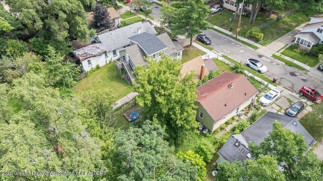 1216 Bensch Street, Lansing, MI 48912