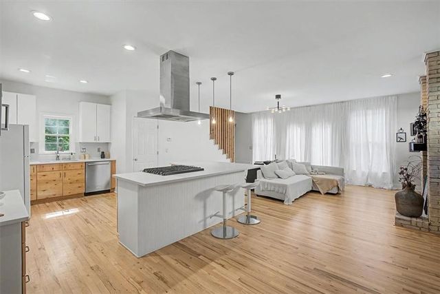 1450 Sylvan Circle NE, Atlanta, GA 30319