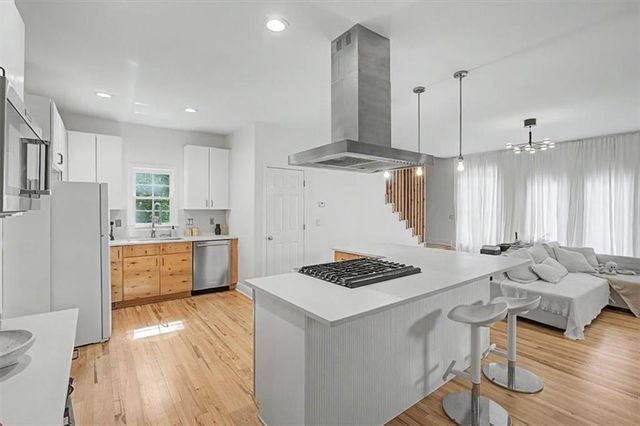 1450 Sylvan Circle NE, Atlanta, GA 30319