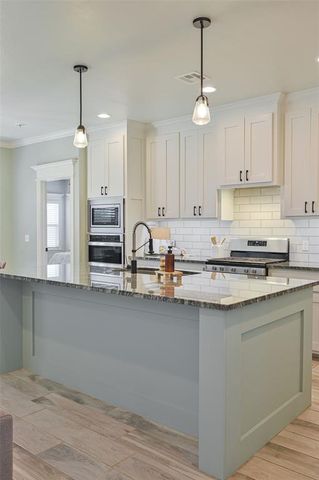 2582 Shady Hollow Drive, Choctaw, OK 73020