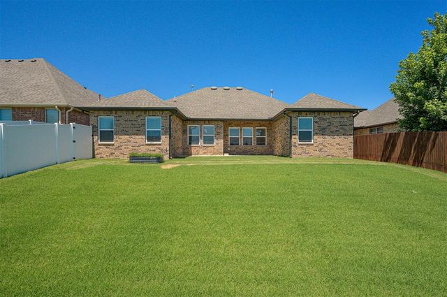 2582 Shady Hollow Drive, Choctaw, OK 73020