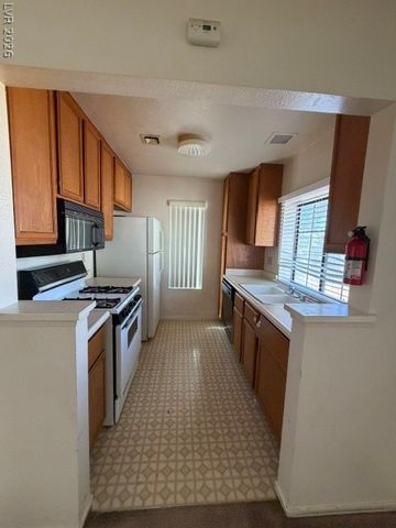 4854 Nara Vista Way 202, Las Vegas, NV 89103
