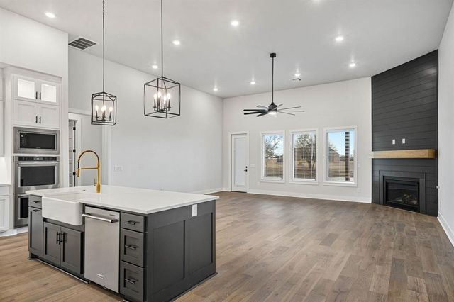 2217 Winter Creek Boulevard, Blanchard, OK 73010