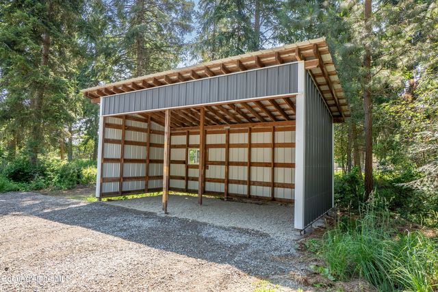 435 Day Break Rd, Bonners Ferry, ID 83805