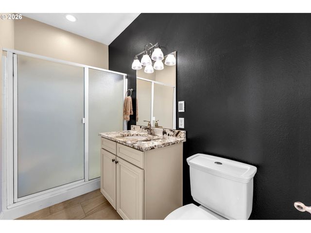 16000 Ne 185TH Ave, Brush Prairie, WA 98606