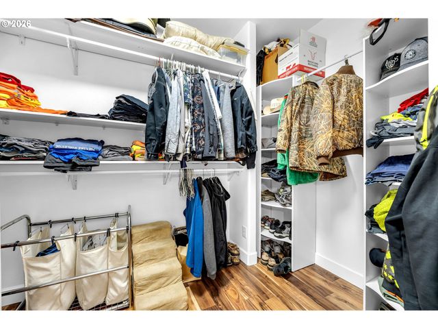 16000 Ne 185TH Ave, Brush Prairie, WA 98606