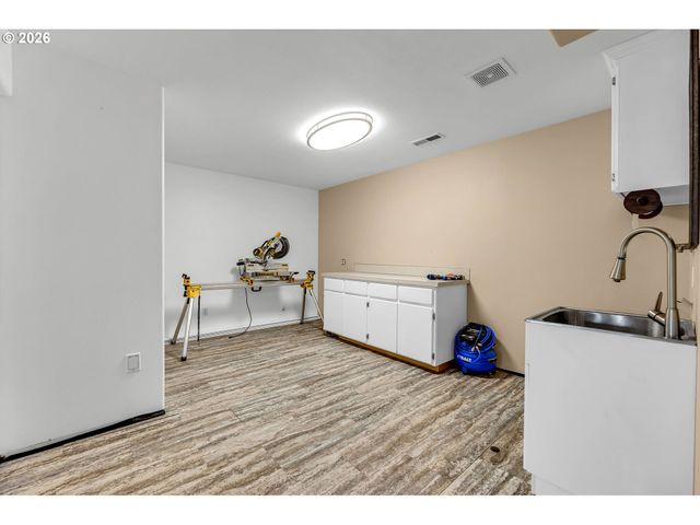 16000 Ne 185TH Ave, Brush Prairie, WA 98606