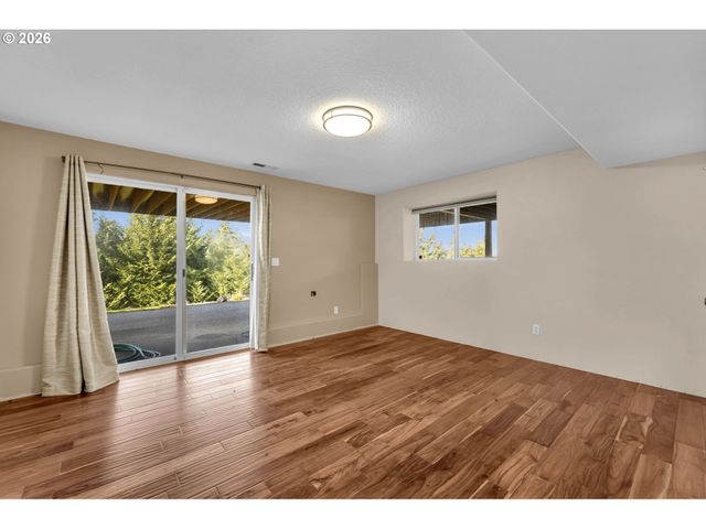 16000 Ne 185TH Ave, Brush Prairie, WA 98606