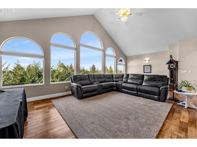 16000 Ne 185TH Ave, Brush Prairie, WA 98606