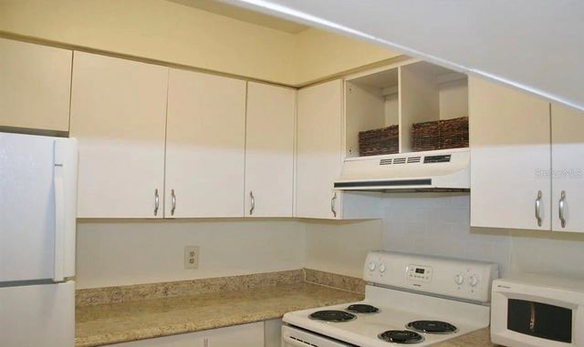 2735 SW 35 PLACE 1607, Gainesville, FL 32608