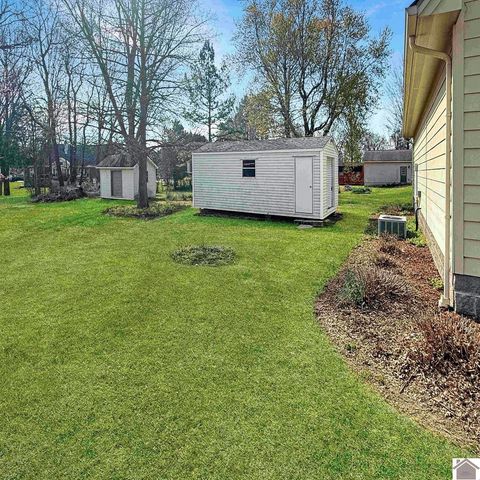 1603 Hermitage Place, Murray, KY 42071