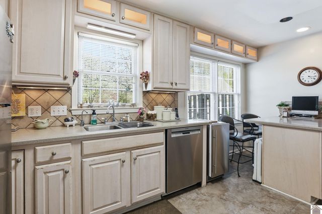 1603 Hermitage Place, Murray, KY 42071