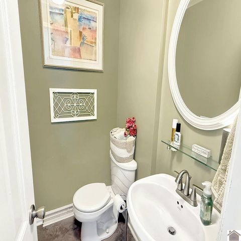 1603 Hermitage Place, Murray, KY 42071