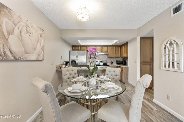 719 E LOLA Drive, Phoenix, AZ 85022