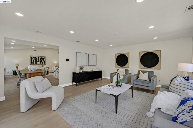 4311 Blondwood Ct, Union City, CA 94587