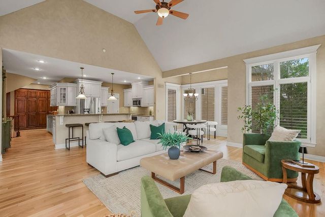 14409 Outlook Street, Overland Park, KS 66223