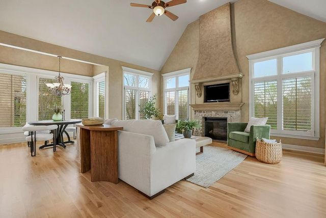 14409 Outlook Street, Overland Park, KS 66223