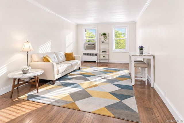 811 Bronx River Road 3H, Bronxville, NY 10708